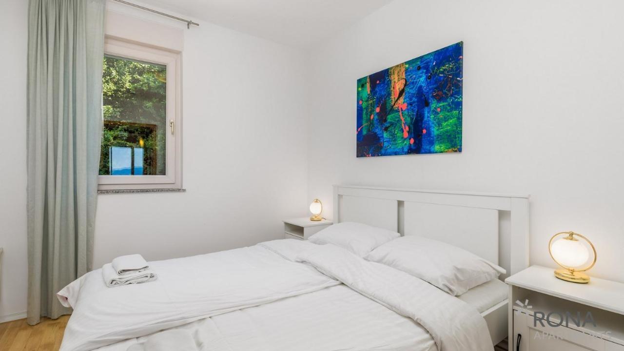 Rona Spacious Apartment With A Panoramic View Ičići エクステリア 写真