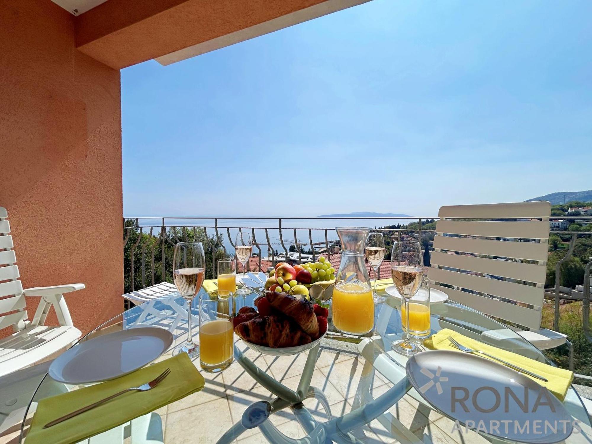 Rona Spacious Apartment With A Panoramic View Ičići エクステリア 写真