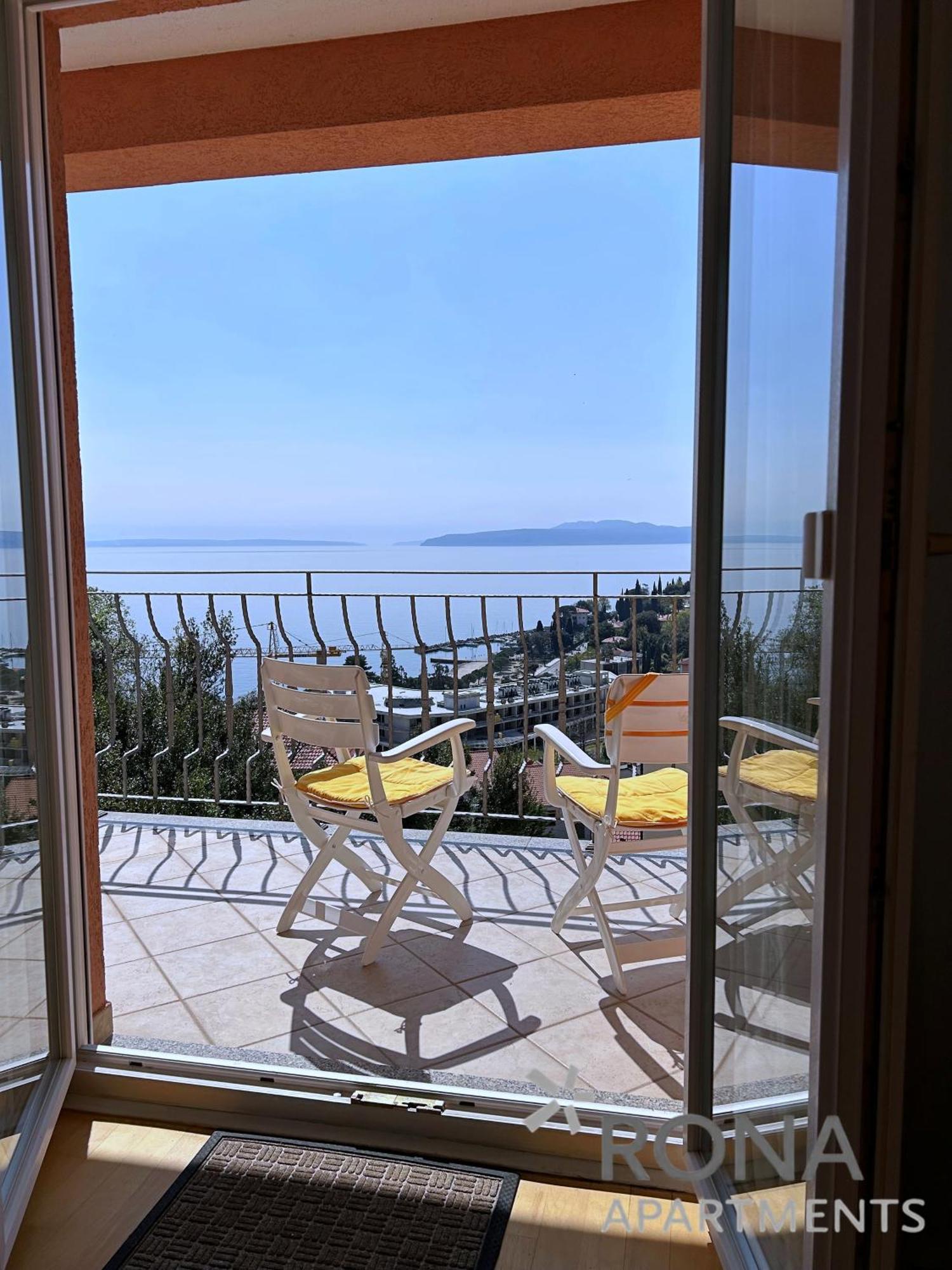 Rona Spacious Apartment With A Panoramic View Ičići エクステリア 写真